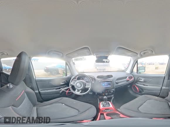 ✅ 2020 Jeep Renegade Trailhawk • VIN: ZACNJBC14LPL73928 • Лот: 71858865. Опубликован ранее на Copart с пробегом 59 395 миль. Бесплатный доступ к архиву аукционных продаж из США и подробный отчёт об истории автомобиля на DreamBid. Изображение 15.