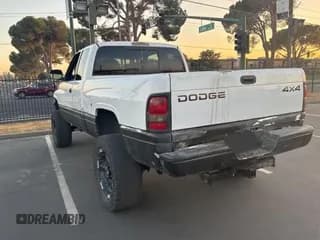 ✅ 2001 Dodge 1500 • VIN: 3B7HF13Z31M517146 • Лот: 78106704. Опубликован ранее на Copart с пробегом 145 031 миль. Бесплатный доступ к архиву аукционных продаж из США и подробный отчёт об истории автомобиля на DreamBid. Изображение 3.