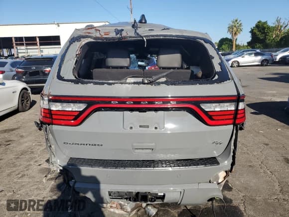 ✅ 2023 Dodge Durango R/T Plus • VIN: 1C4SDHCT3PC553266 • Лот: 81118675. Опубликован ранее на Copart с пробегом 76 762 миль. Бесплатный доступ к архиву аукционных продаж из США и подробный отчёт об истории автомобиля на DreamBid. Изображение 6.