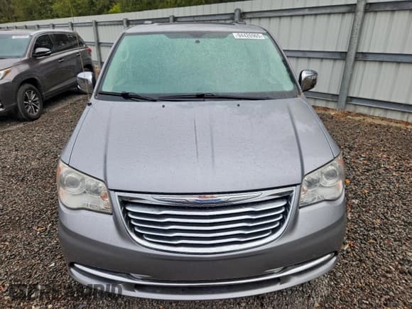 ✅ 2015 Chrysler Town & Country Limited Platinum • VIN: 2C4RC1GG6FR582997 • Лот: 94426965. Опубликован ранее на Copart с пробегом 65 984 миль. Бесплатный доступ к архиву аукционных продаж из США и подробный отчёт об истории автомобиля на DreamBid. Изображение 5.
