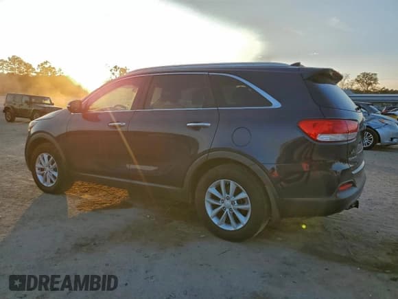 ✅ 2017 Kia Sorento LX • VIN: 5XYPG4A53HG311794 • Lot: 94691145. Listed on Copart with 134,248 mi. Free auction sales archive from the USA and detailed vehicle history report at DreamBid. Image 2.