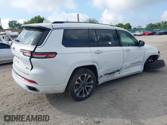 ✅ 2021 Jeep Grand Cherokee Overland • VIN: 1C4RJKDG0M8130973 • Lot: 42727551. Wystawiony na IAAI z przebiegiem 56 599 mil. Bezpłatny archiwum sprzedaży aukcyjnych z USA i szczegółowy raport historii pojazdu na DreamBid. Zdjęcie 4.