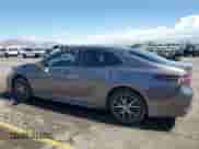 2022 Toyota Camry Hybrid SE z VIN 4T1G31AK9NU588178, wystawiony jako Copart lot #81689865 z przebiegiem 118 270 mil mil oraz Szkoda całkowita • Salvage title. Historia ofert i sprzedaży dostępna na DreamBid. Obrazek 2.