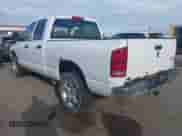 2005 Dodge 1500 SLT z VIN 1D7HU18D85S274987, wystawiony jako IAAI lot #43503427 z przebiegiem 197 197 mil mil oraz . Historia ofert i sprzedaży dostępna na DreamBid. Obrazek 3.