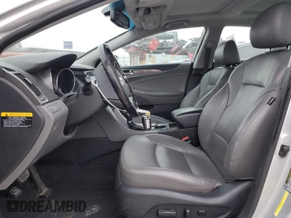 ✅ 2014 Hyundai Sonata Limited • VIN: KMHEC4A45EA102381 • Lot: 89015955. Listed on Copart with 160,628 mi. Free auction sales archive from the USA and detailed vehicle history report at DreamBid. Image 7.