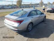 ✅ 2022 Hyundai Elantra SE • VIN: 5NPLL4AGXNH075242 • Лот: 43511556. Опубликован ранее на IAAI с пробегом 66 963 миль. Бесплатный доступ к архиву аукционных продаж из США и подробный отчёт об истории автомобиля на DreamBid. Изображение 4.