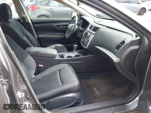 ✅ 2018 Nissan Altima SR • VIN: 1N4AL3AP6JC117452 • Lot: 42985848. Listed on IAAI with 27,023 mi. Free auction sales archive from the USA and detailed vehicle history report at DreamBid. Image 5.