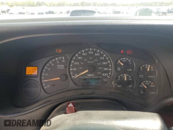 2002 Chevrolet Silverado 1500 LS z VIN 1GCEK14V52Z252823, wystawiony jako Copart lot #52438145 z przebiegiem 219 028 mil mil oraz Szkoda całkowita • Salvage title. Historia ofert i sprzedaży dostępna na DreamBid. Obrazek 9.