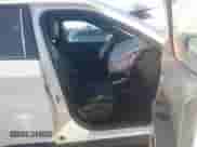 2021 Jeep Compass 80th Anniversary z VIN 3C4NJDEB0MT595610, wystawiony jako IAAI lot #43220698 z przebiegiem 92 251 mil mil oraz . Historia ofert i sprzedaży dostępna na DreamBid. Obrazek 5.