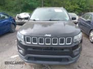 ✅ 2018 Jeep Compass Latitude • VIN: 3C4NJCBB8JT124640 • Lot: 42182791. Wystawiony na IAAI z przebiegiem 179 376 mil. Bezpłatny archiwum sprzedaży aukcyjnych z USA i szczegółowy raport historii pojazdu na DreamBid. Zdjęcie 6.