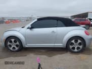 ✅ 2013 Volkswagen Beetle 2.5L • VIN: 3VW5X7AT0DM821473 • Lot: 41103124. Listed on IAAI with 112,953 mi. Free auction sales archive from the USA and detailed vehicle history report at DreamBid. Image 14.