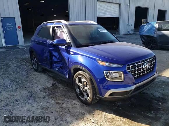 ✅ 2024 Hyundai Venue SEL • VIN: KMHRC8A39RU286132 • Lot: 84450334. Listed on Copart with 19,583 mi. Free auction sales archive from the USA and detailed vehicle history report at DreamBid. Image 12.