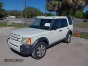 ✅ 2008 Land Rover LR3 HSE • VIN: SALAG25488A457855 • Lot: 41804106. Wystawiony na IAAI z przebiegiem 235 664 mil. Bezpłatny archiwum sprzedaży aukcyjnych z USA i szczegółowy raport historii pojazdu na DreamBid. Zdjęcie 2.