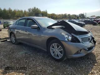 ✅ 2015 Infiniti Q40 • VIN: JN1CV6AP0FM500208 • Лот: 77498594. Опубликован ранее на Copart с пробегом Не указан. Бесплатный доступ к архиву аукционных продаж из США и подробный отчёт об истории автомобиля на DreamBid. Изображение 4.