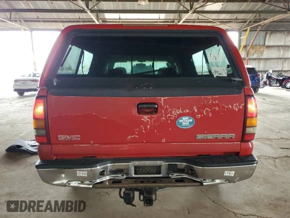 ✅ 2003 GMC Sierra 1500 SLE • VIN: 1GTEK19T83E172142 • Лот: 86137905. Опубликован ранее на Copart с пробегом 357 741 миль. Бесплатный доступ к архиву аукционных продаж из США и подробный отчёт об истории автомобиля на DreamBid. Изображение 6.