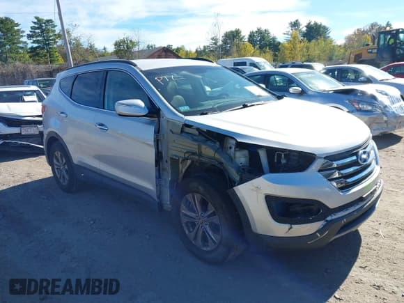 ✅ 2014 Hyundai Santa Fe • VIN: 5XYZUDLB5EG127411 • Lot: 43442706. Listed on IAAI with 68,022 mi. Free auction sales archive from the USA and detailed vehicle history report at DreamBid. Image 14.