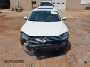 ✅ 2015 Volkswagen Passat SE • VIN: 1VWBT7A37FC072979 • Lot: 42530187. Listed on IAAI with 170,909 mi. Free auction sales archive from the USA and detailed vehicle history report at DreamBid. Image 12.