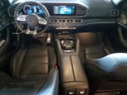 ✅ 2023 Mercedes-Benz GLE 53 AMG • VIN: 4JGFD6BB8PA935685 • Lot: 92290415. Wystawiony na Copart z przebiegiem 36 265 mil. Bezpłatny archiwum sprzedaży aukcyjnych z USA i szczegółowy raport historii pojazdu na DreamBid. Zdjęcie 8.