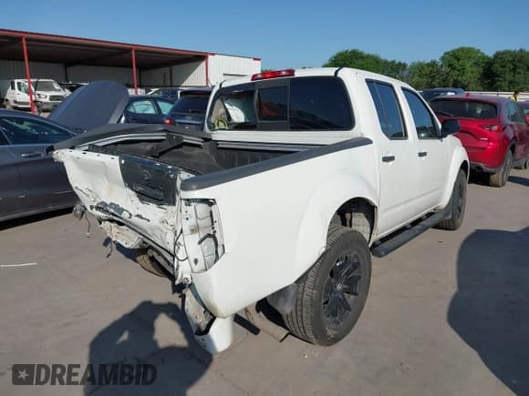 ✅ 2021 Nissan Frontier SV • VIN: 1N6ED0EB8MN717952 • Lot: 41995406. Wystawiony na IAAI z przebiegiem 67 048 mil. Bezpłatny archiwum sprzedaży aukcyjnych z USA i szczegółowy raport historii pojazdu na DreamBid. Zdjęcie 4.
