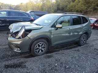 ✅ 2021 Subaru Forester Premium • VIN: JF2SKAFC9MH468747 • Lot: 84886015. Listed on Copart with 49,732 mi. Free auction sales archive from the USA and detailed vehicle history report at DreamBid. Image 1.