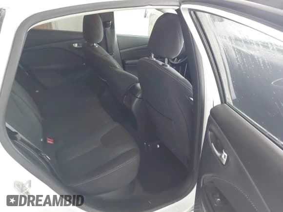 ✅ 2015 Dodge Dart SXT • VIN: 1C3CDFBB3FD159412 • Lot: 43542564. Listed on IAAI with 131,096 mi. Free auction sales archive from the USA and detailed vehicle history report at DreamBid. Image 8.