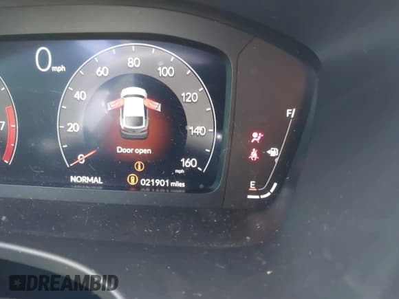 ✅ 2024 Acura Integra Technology • VIN: 19UDE4H61RA012329 • Lot: 42656367. Listed on IAAI with 21,901 mi. Free auction sales archive from the USA and detailed vehicle history report at DreamBid. Image 16.