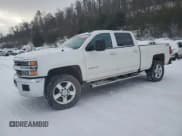 ✅ 2018 Chevrolet Silverado 2500HD LT • VIN: 1GC1KVEG1JF204581 • Lot: 88690305. Wystawiony na Copart z przebiegiem 131 127 mil. Bezpłatny archiwum sprzedaży aukcyjnych z USA i szczegółowy raport historii pojazdu na DreamBid. Zdjęcie 1.