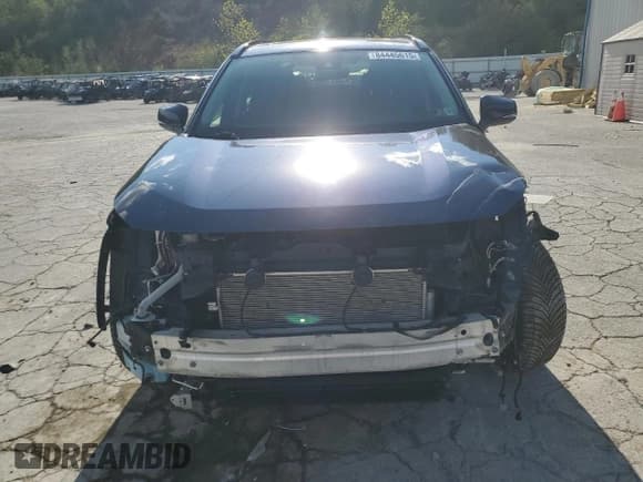 ✅ 2019 Toyota RAV4 Limited • VIN: JTMN1RFV5KJ021773 • Lot: 84445615. Listed on Copart with 102,058 mi. Free auction sales archive from the USA and detailed vehicle history report at DreamBid. Image 5.