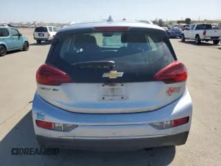 ✅ 2017 Chevrolet Bolt EV Premier • VIN: 1G1FX6S0XH4138566 • Lot: 52361315. Wystawiony na Copart z przebiegiem 121 786 mil. Bezpłatny archiwum sprzedaży aukcyjnych z USA i szczegółowy raport historii pojazdu na DreamBid. Zdjęcie 6.
