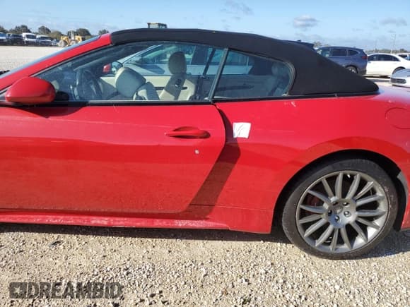 ✅ 2013 Maserati GranTurismo Sport • VIN: ZAM45VMA7D0073435 • Lot: 74539344. Wystawiony na Copart z przebiegiem Nie podano. Bezpłatny archiwum sprzedaży aukcyjnych z USA i szczegółowy raport historii pojazdu na DreamBid. Zdjęcie 12.