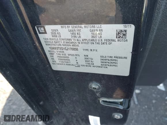 ✅ 2012 GMC Acadia Denali • VIN: 1GKKVTED1CJ176856 • Lot: 42045361. Listed on IAAI with 177,924 mi. Free auction sales archive from the USA and detailed vehicle history report at DreamBid. Image 9.