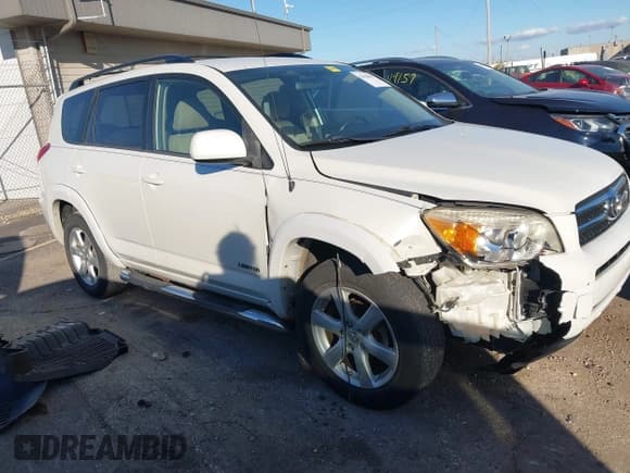 ✅ 2008 Toyota RAV4 Limited • VIN: JTMZD31V585079526 • Lot: 43426070. Listed on IAAI with 156,844 mi. Free auction sales archive from the USA and detailed vehicle history report at DreamBid. Image 1.