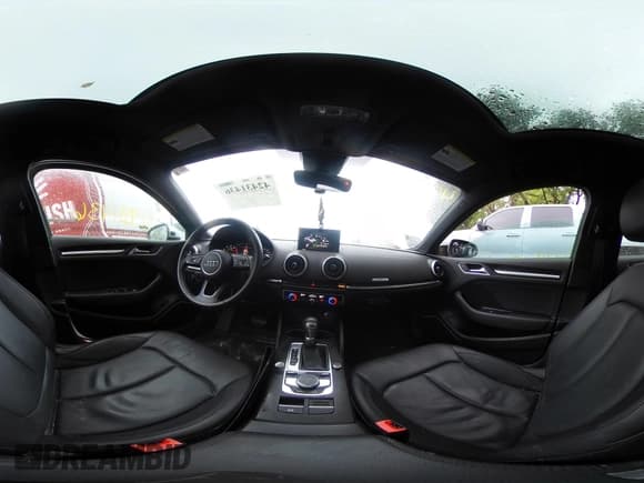 ✅ 2020 Audi A3 Premium Plus • VIN: WAUCUGFF3LA098989 • Lot: 42431436. Wystawiony na IAAI z przebiegiem 47 791 mil. Bezpłatny archiwum sprzedaży aukcyjnych z USA i szczegółowy raport historii pojazdu na DreamBid. Zdjęcie 20.