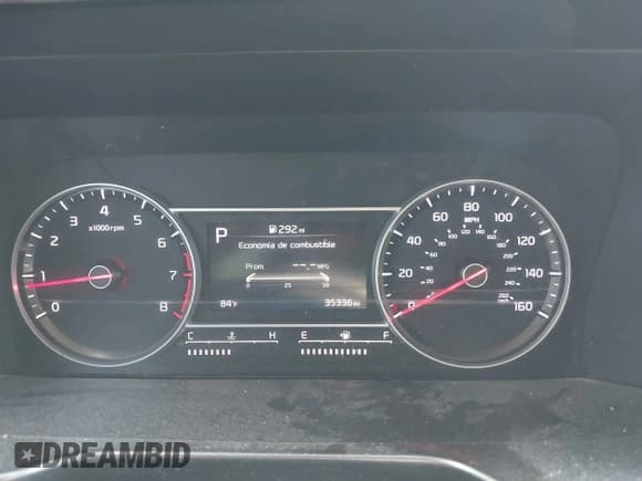 ✅ 2021 Kia Sorento LX • VIN: 5XYRG4LC1MG031323 • Lot: 43330873. Wystawiony na IAAI z przebiegiem 35 336 mil. Bezpłatny archiwum sprzedaży aukcyjnych z USA i szczegółowy raport historii pojazdu na DreamBid. Zdjęcie 7.