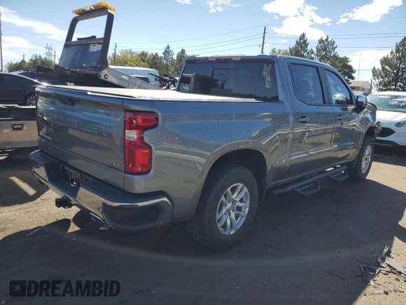 ✅ 2020 Chevrolet Silverado 1500 LT • VIN: 3GCUYDED1LG419469 • Lot: 71746824. Wystawiony na Copart z przebiegiem 47 029 mil. Bezpłatny archiwum sprzedaży aukcyjnych z USA i szczegółowy raport historii pojazdu na DreamBid. Zdjęcie 3.