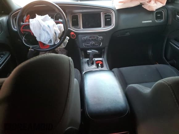 ✅ 2019 Dodge Charger GT • VIN: 2C3CDXHG2KH561945 • Лот: 92369445. Опубликован ранее на Copart с пробегом 95 957 миль. Бесплатный доступ к архиву аукционных продаж из США и подробный отчёт об истории автомобиля на DreamBid. Изображение 8.