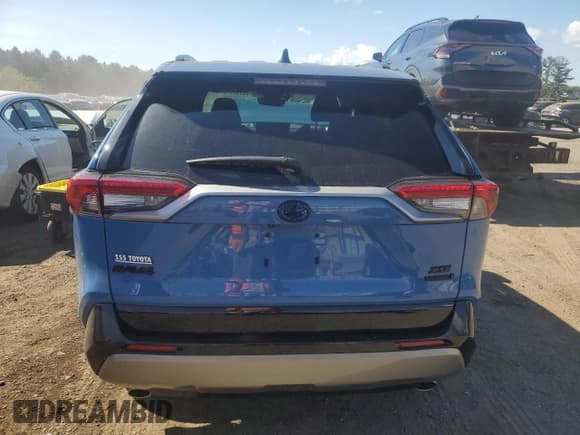 ✅ 2024 Toyota RAV4 Hybrid XSE • VIN: 2T3E6RFV6RW048381 • Lot: 84538915. Wystawiony na Copart z przebiegiem 19 002 mil. Bezpłatny archiwum sprzedaży aukcyjnych z USA i szczegółowy raport historii pojazdu na DreamBid. Zdjęcie 6.