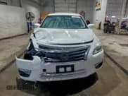 ✅ 2015 Nissan Altima 2.5 • VIN: 1N4AL3AP3FN910008 • Лот: 93605235. Опубликован ранее на Copart с пробегом 145 975 миль. Бесплатный доступ к архиву аукционных продаж из США и подробный отчёт об истории автомобиля на DreamBid. Изображение 5.