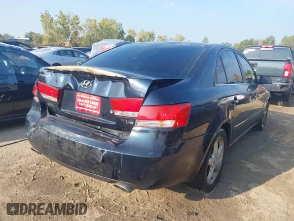 2006 Hyundai Sonata GLS with VIN 5NPEU46F36H026066, listed as a IAAI auction lot 43262009 with 245,900 mi miles and . Bid and sale history available at DreamBid. Image 4.
