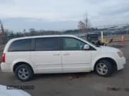 ✅ 2008 Dodge Grand Caravan SXT • VIN: 1D8HN54PX8B125596 • Lot: 43754059. Listed on IAAI with 124,926 mi. Free auction sales archive from the USA and detailed vehicle history report at DreamBid. Image 14.