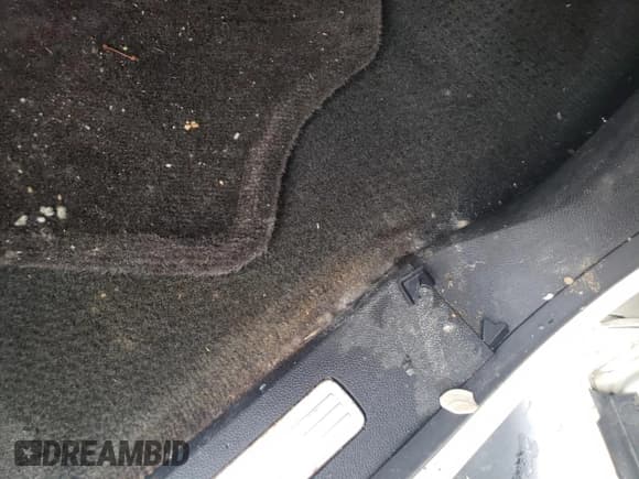 ✅ 2008 Chevrolet Suburban 3LT • VIN: 3GNFC16078G200144 • Lot: 70281504. Wystawiony na Copart z przebiegiem Nie podano. Bezpłatny archiwum sprzedaży aukcyjnych z USA i szczegółowy raport historii pojazdu na DreamBid. Zdjęcie 13.