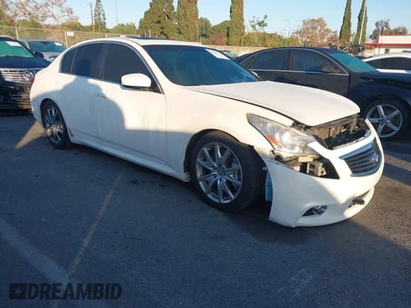 ✅ 2013 Infiniti G37 Journey • VIN: JN1CV6AP0DM711938 • Лот: 43747875. Опубликован ранее на IAAI с пробегом 135 873 миль. Бесплатный доступ к архиву аукционных продаж из США и подробный отчёт об истории автомобиля на DreamBid. Изображение 1.