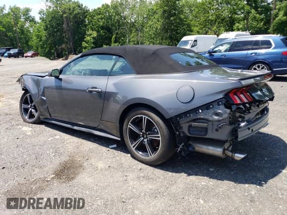 2024 Ford Mustang EcoBoost z VIN 1FAGP8UH1R5136541, wystawiony jako Copart lot #61732655 z przebiegiem 18 412 mil mil oraz Szkoda całkowita • Salvage title. Historia ofert i sprzedaży dostępna na DreamBid. Obrazek 2.