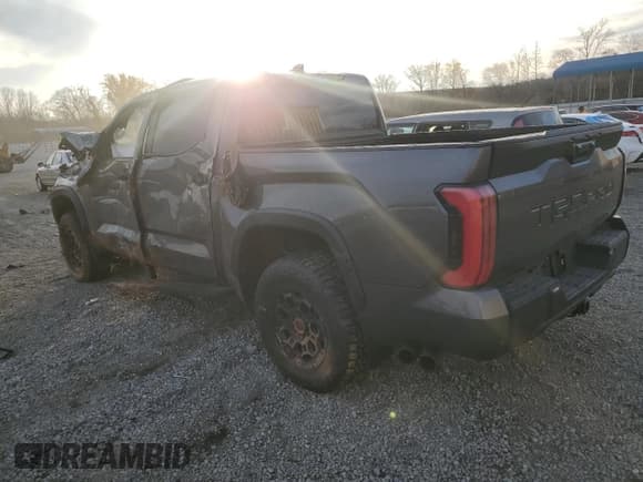 ✅ 2025 Toyota Tundra TRD Pro Hybrid • VIN: 5TFPC5DB7SX088392 • Lot: 44886675. Wystawiony na Copart z przebiegiem 2 274 mil. Bezpłatny archiwum sprzedaży aukcyjnych z USA i szczegółowy raport historii pojazdu na DreamBid. Zdjęcie 2.