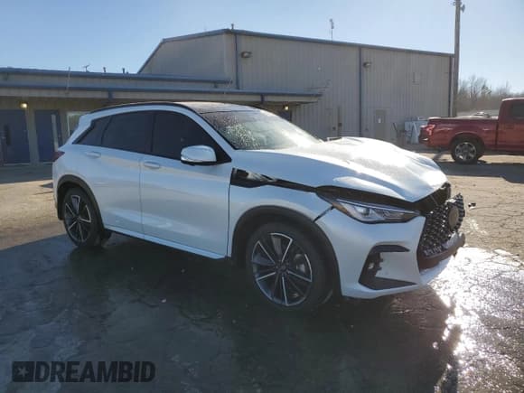 ✅ 2023 Infiniti QX50 Sport • VIN: 3PCAJ5FAXPF123167 • Lot: 89006135. Wystawiony na Copart z przebiegiem 22 493 mil. Bezpłatny archiwum sprzedaży aukcyjnych z USA i szczegółowy raport historii pojazdu na DreamBid. Zdjęcie 4.