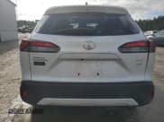 ✅ 2025 Toyota Corolla Cross XLE • VIN: 7MUDAABG1SV130325 • Лот: 69386555. Опубликован ранее на Copart с пробегом 1 223 миль. Бесплатный доступ к архиву аукционных продаж из США и подробный отчёт об истории автомобиля на DreamBid. Изображение 6.