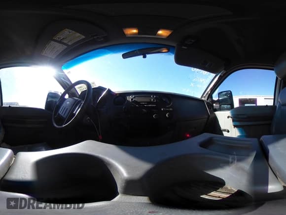 ✅ 2011 Ford F-250 XL • VIN: 1FT7X2A62BEC76940 • Лот: 43375442. Опубликован ранее на IAAI с пробегом 213 387 миль. Бесплатный доступ к архиву аукционных продаж из США и подробный отчёт об истории автомобиля на DreamBid. Изображение 18.