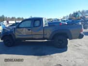 ✅ 2011 Toyota Tacoma • VIN: 5TFUX4EN9BX003093 • Lot: 41682893. Listed on IAAI with 152,979 mi. Free auction sales archive from the USA and detailed vehicle history report at DreamBid. Image 14.