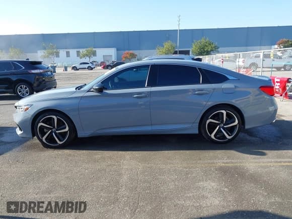 ✅ 2021 Honda Accord Sport • VIN: 1HGCV2F32MA022286 • Lot: 43834831. Listed on IAAI with 63,682 mi. Free auction sales archive from the USA and detailed vehicle history report at DreamBid. Image 14.