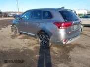 ✅ 2019 Mitsubishi Outlander SE • VIN: JA4AD3A30KZ020728 • Лот: 41567041. Опубликован ранее на IAAI с пробегом Не указан. Бесплатный доступ к архиву аукционных продаж из США и подробный отчёт об истории автомобиля на DreamBid. Изображение 3.